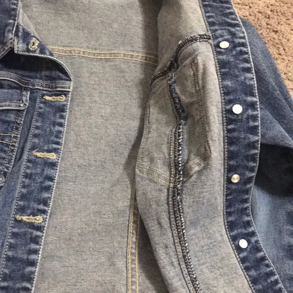 Jean jacket - Picture 4 of 6